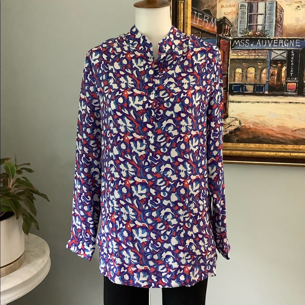 Tucker Silk Blouse Red White Blue Abstract Print S